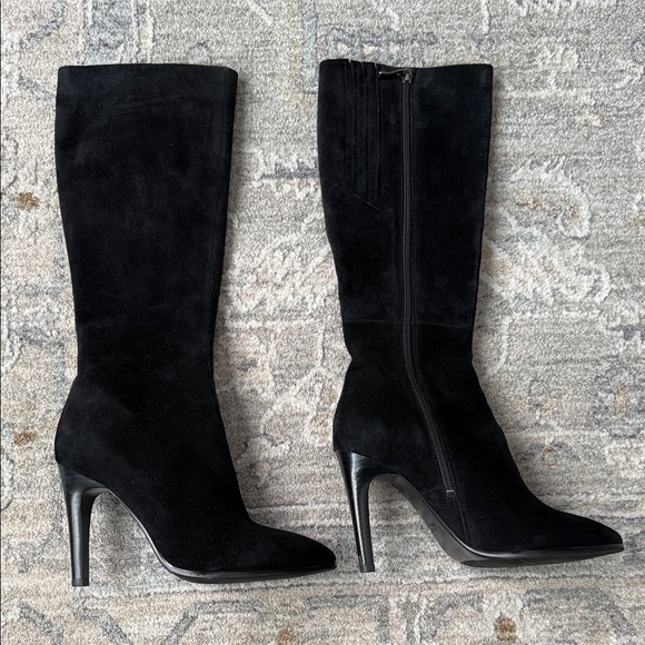Shoes - Elegant Suede Black High Boots
